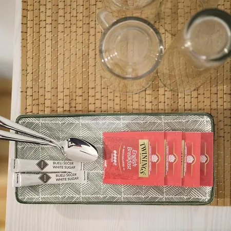 In Meta Mate 3* Split